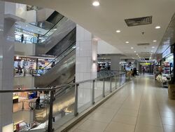 Lucky Plaza (D9), Shop House #448564171